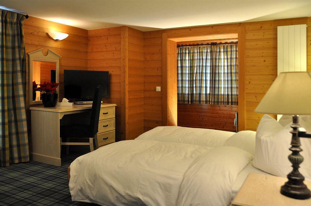 Hotel De La Paix 샘페리 외부 사진