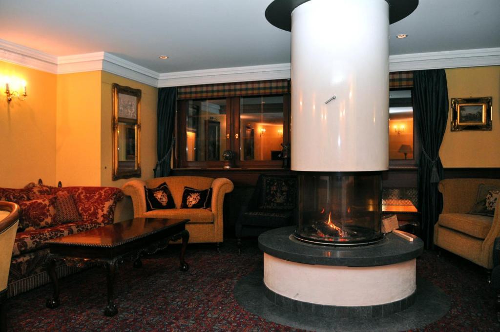 Hotel De La Paix 샘페리 외부 사진