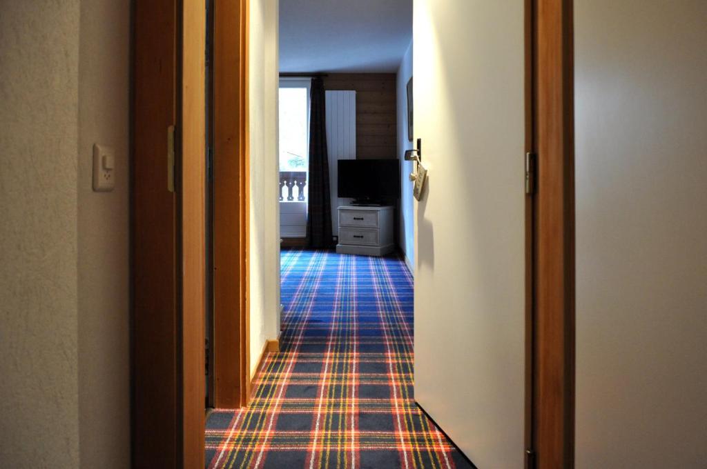 Hotel De La Paix 샘페리 객실 사진