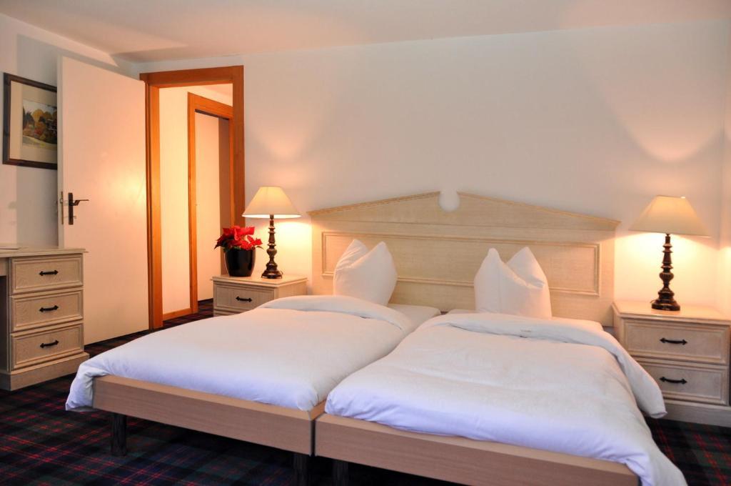 Hotel De La Paix 샘페리 객실 사진