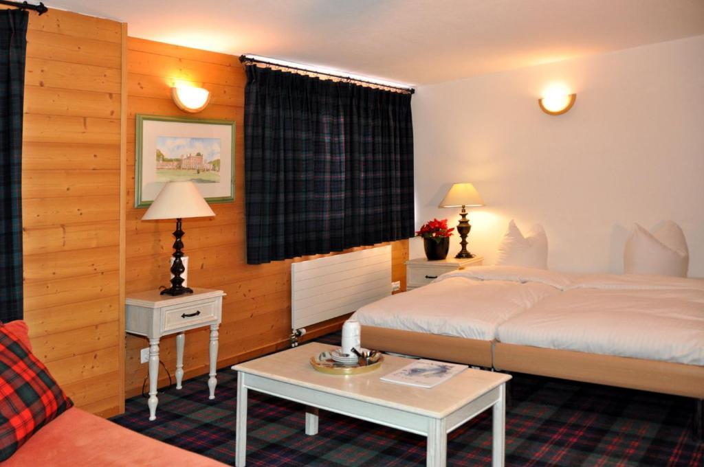 Hotel De La Paix 샘페리 객실 사진