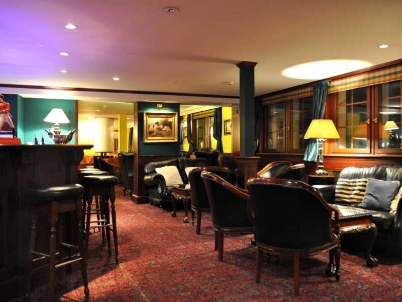 Hotel De La Paix 샘페리 외부 사진